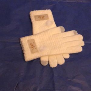 NEW❣️ Dressy winter white gloves